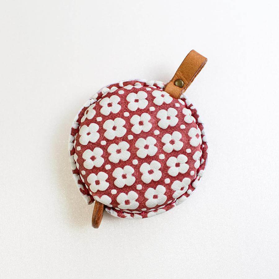 Cohana Tape Measure with Yuzen Leather Cover