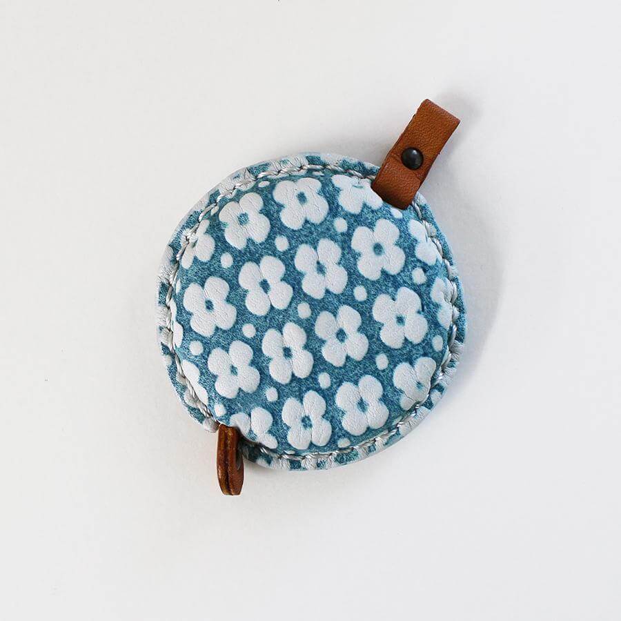 Cohana Tape Measure with Yuzen Leather Cover