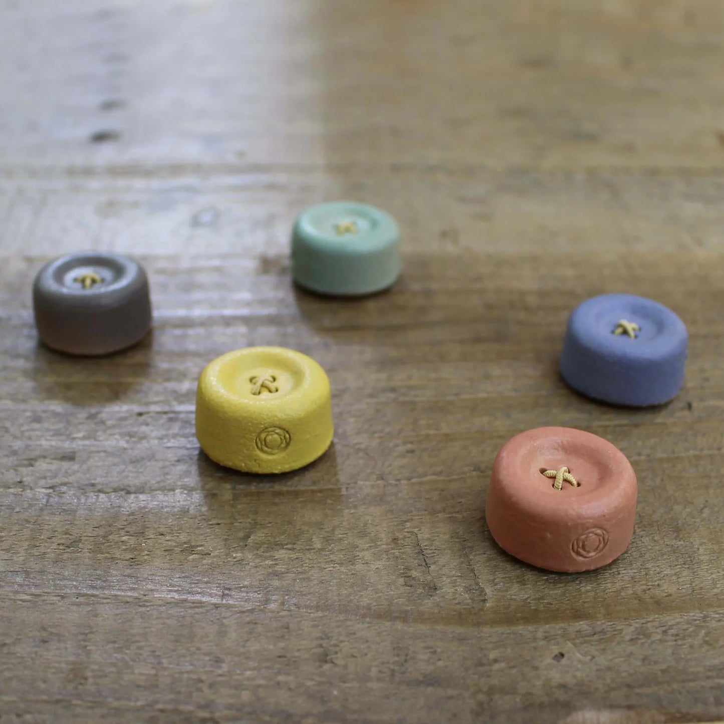 Cohana Shiragaki-Ware Magnetic Button