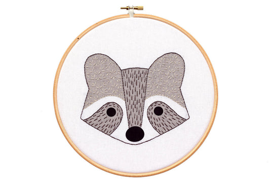 Raccoon Cub - Hoop Art Kit