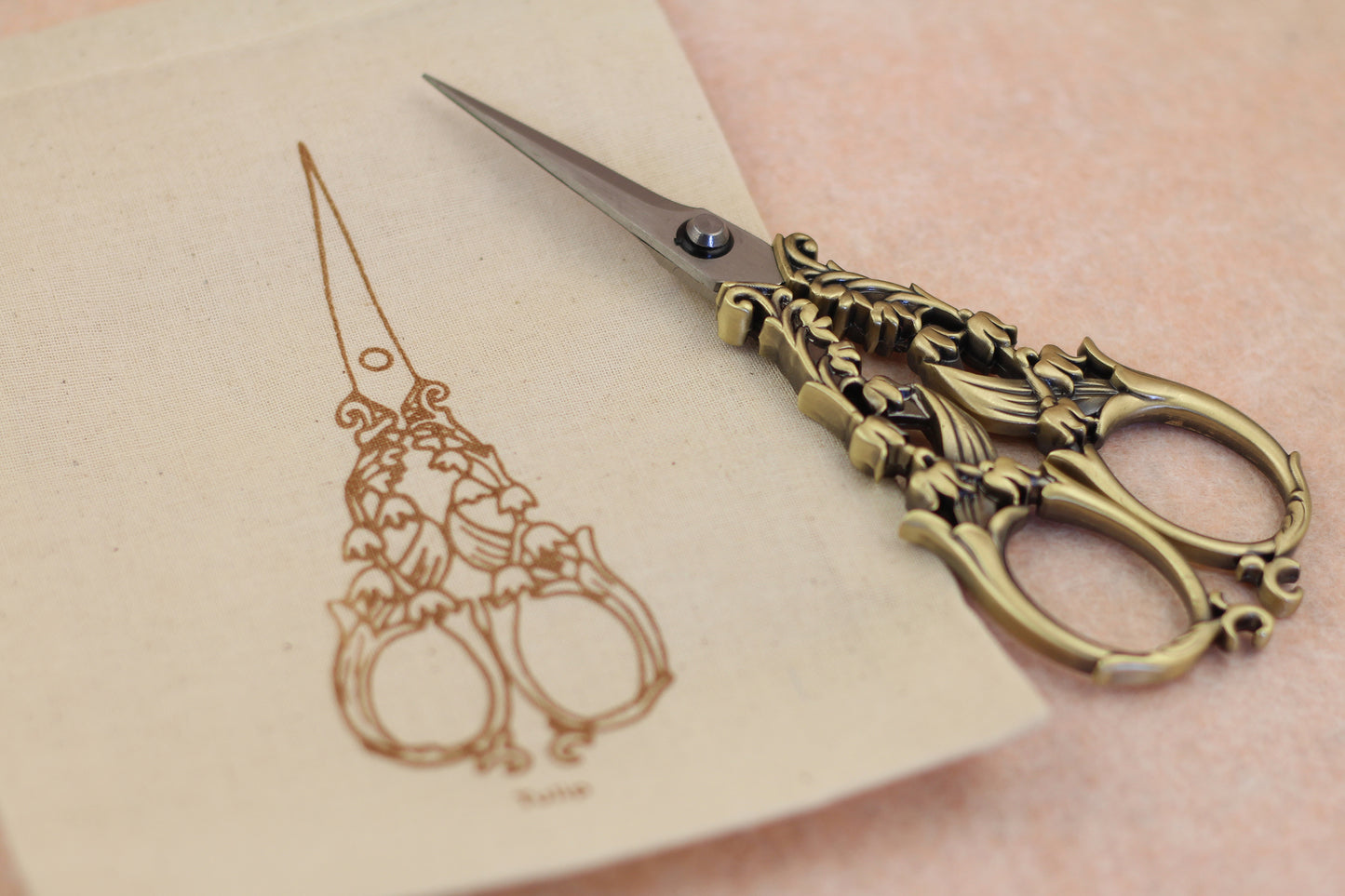 Embroidery Scissors - Tulip
